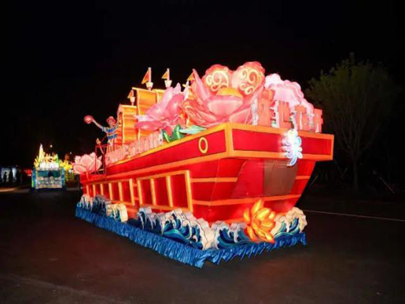 揭密花博會(huì )巡游花車(chē)背后的故事