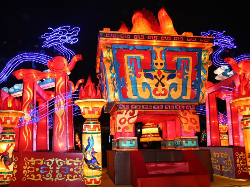 2020重慶江津鼎山公園五一燈會(huì )，開(kāi)啟大型游園燈會(huì )